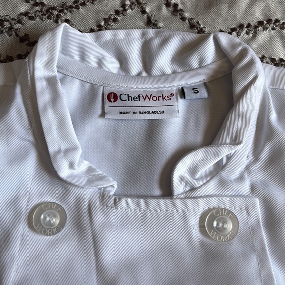 NWT ChefWorks White Chef Coat Culinary Arts Professional CookWare - Picture 5 of 5